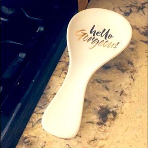 Adorable must have Kitchen Utensil rest